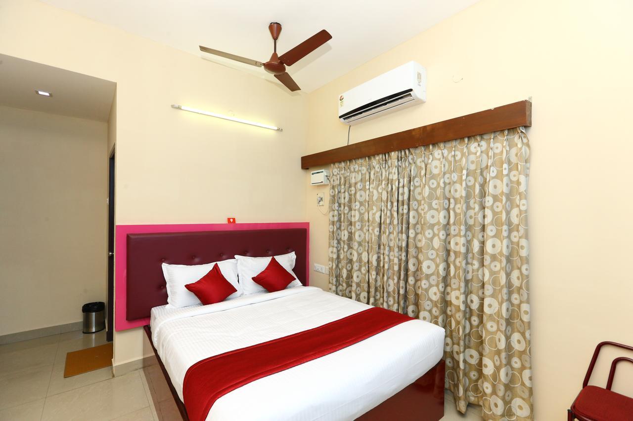 Hôtel Oyo 8410 Rajeswari Tower à Chennai Extérieur photo