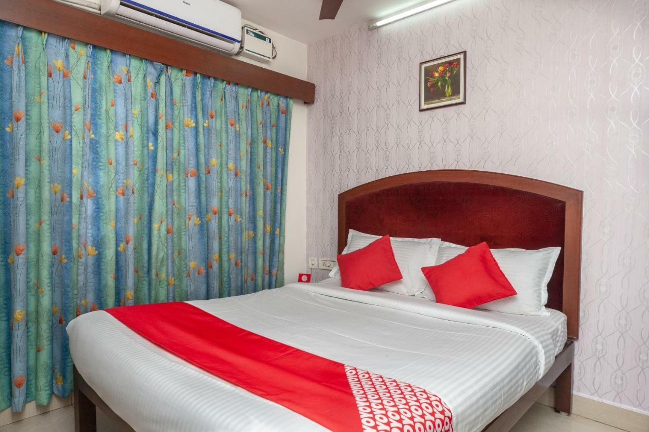 Hôtel Oyo 8410 Rajeswari Tower à Chennai Extérieur photo